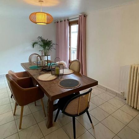 Appartement «La Vie Est Belle» Au Coeur De Sezanne Exterior photo